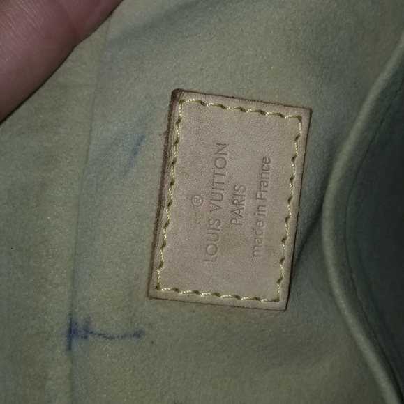 LV MANHATTAN - Picture 15 of 16